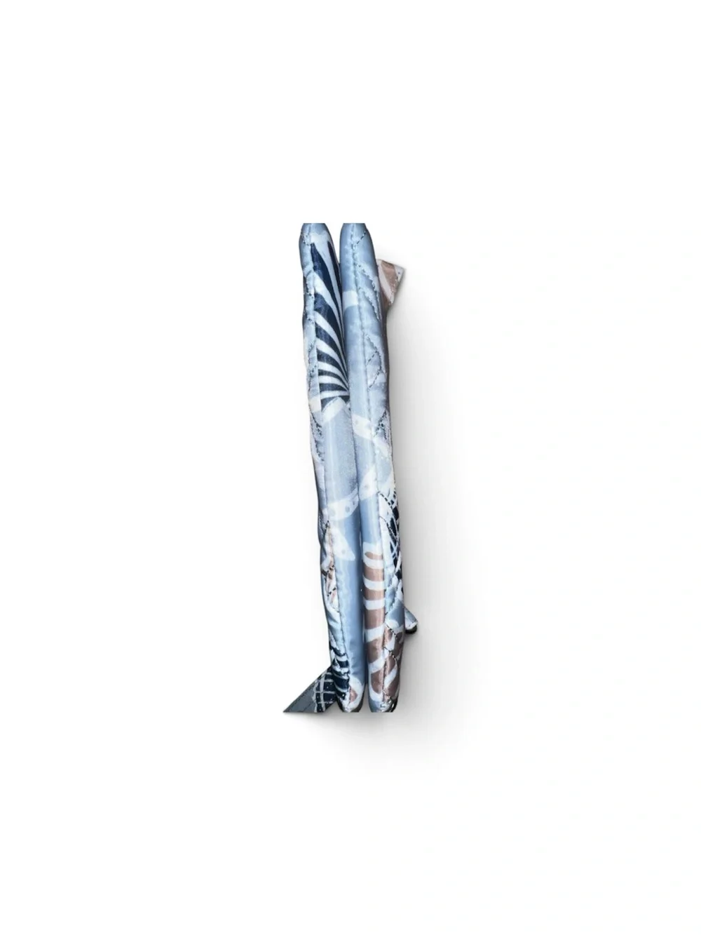 lug nwot~lug~frolic seashore
